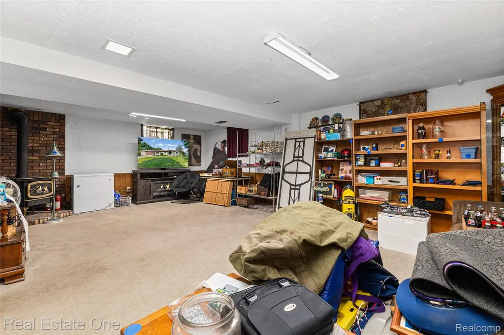 5361 Frankwill Avenue Independence Charter Township MI 48346