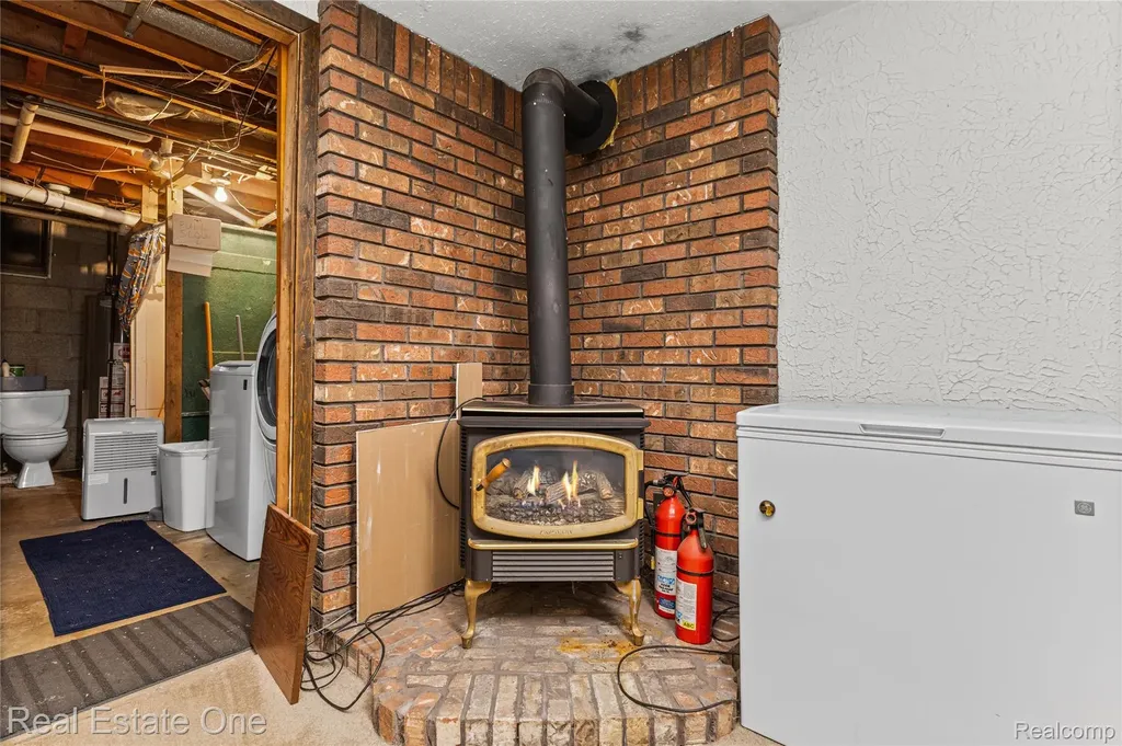 5361 Frankwill Avenue Independence Charter Township MI 48346