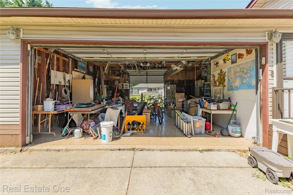 5361 Frankwill Avenue Independence Charter Township MI 48346