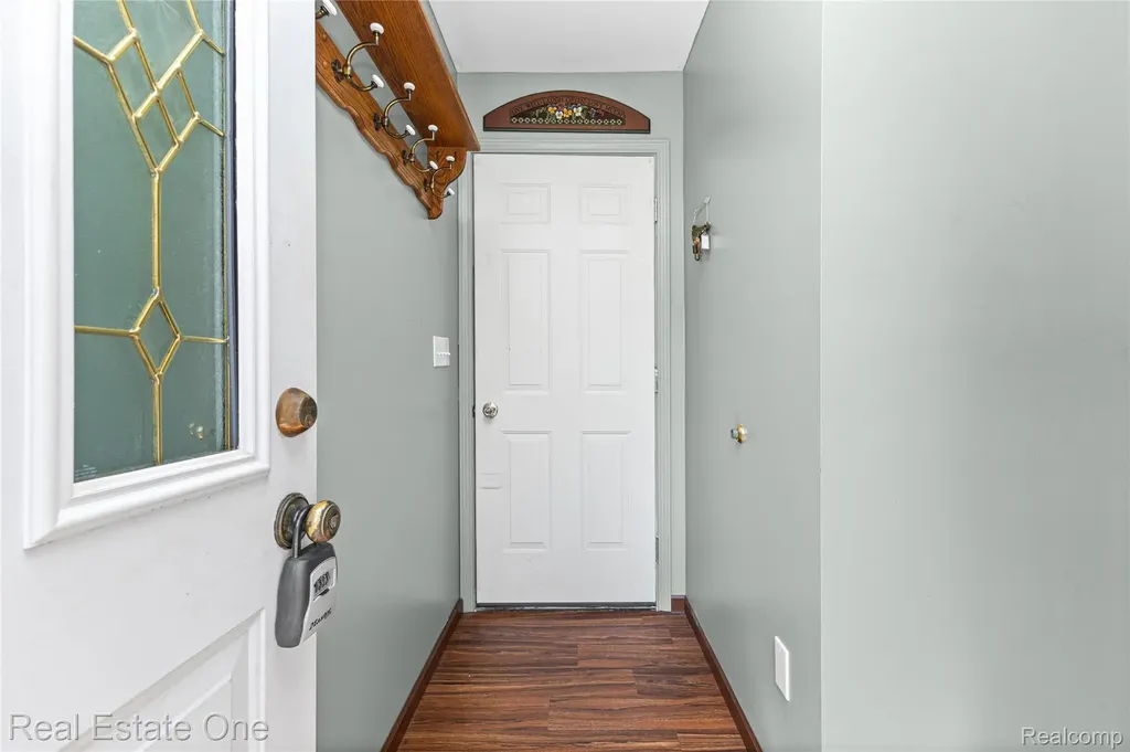 5361 Frankwill Avenue Independence Charter Township MI 48346