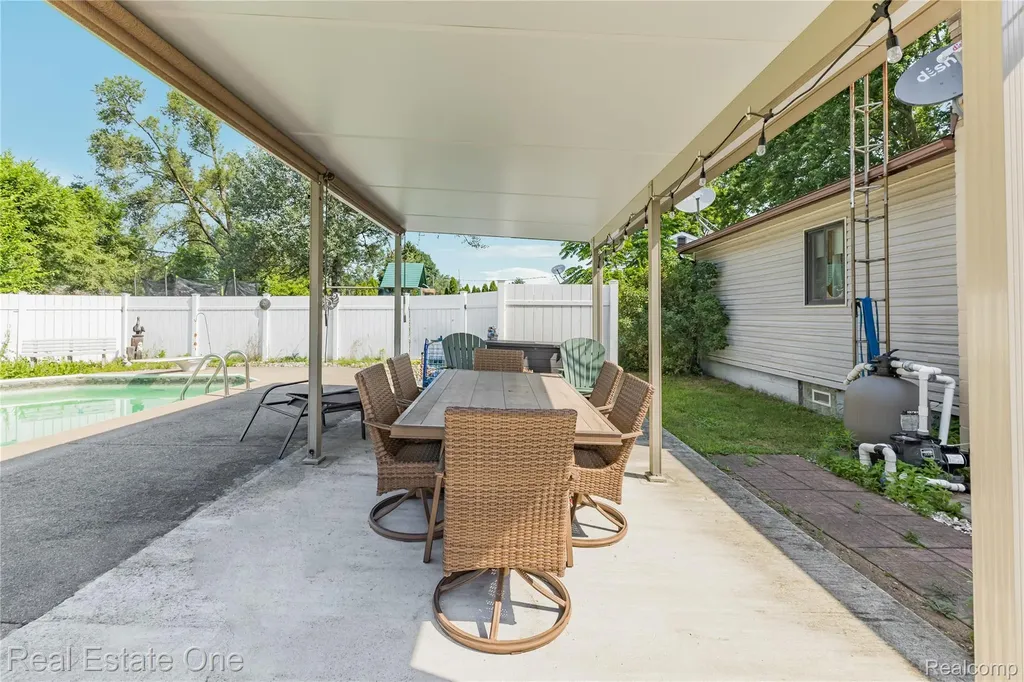 5361 Frankwill Avenue Independence Charter Township MI 48346