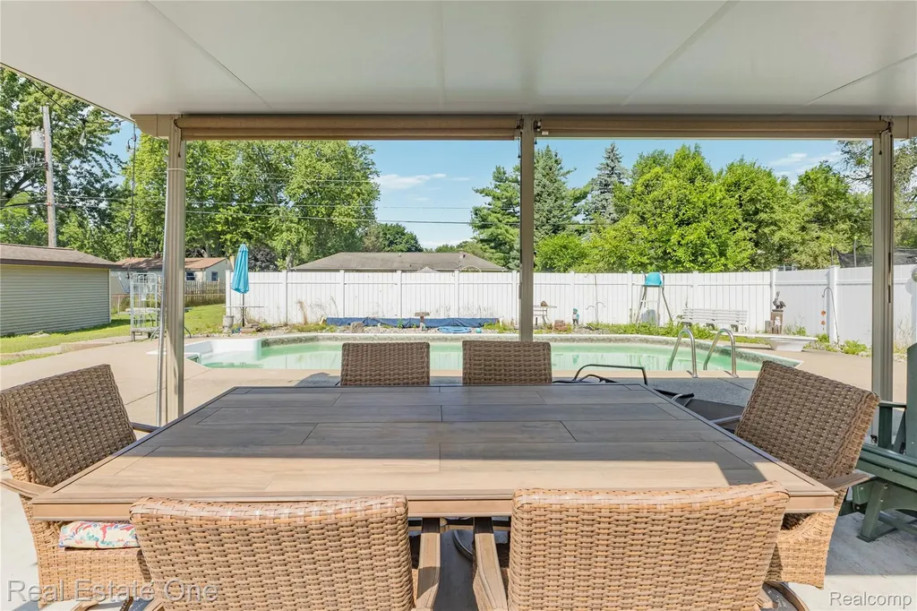 5361 Frankwill Avenue Independence Charter Township MI 48346