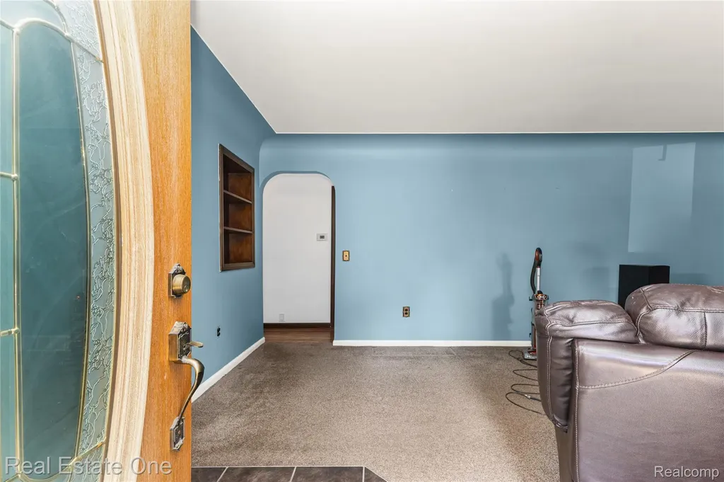 5361 Frankwill Avenue Independence Charter Township MI 48346