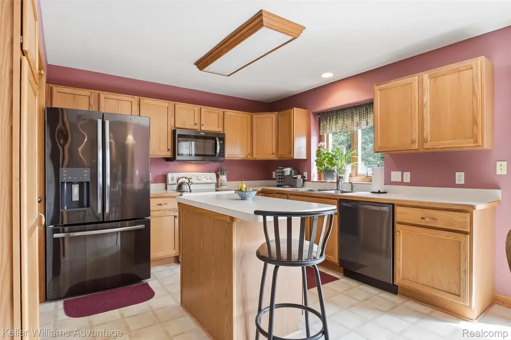 1480 Peppergrove Drive Brighton City MI 48116