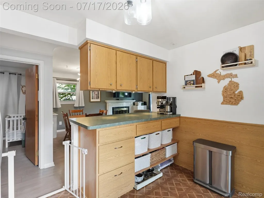 21920 Mauer Street St. Clair Shores City MI 48080