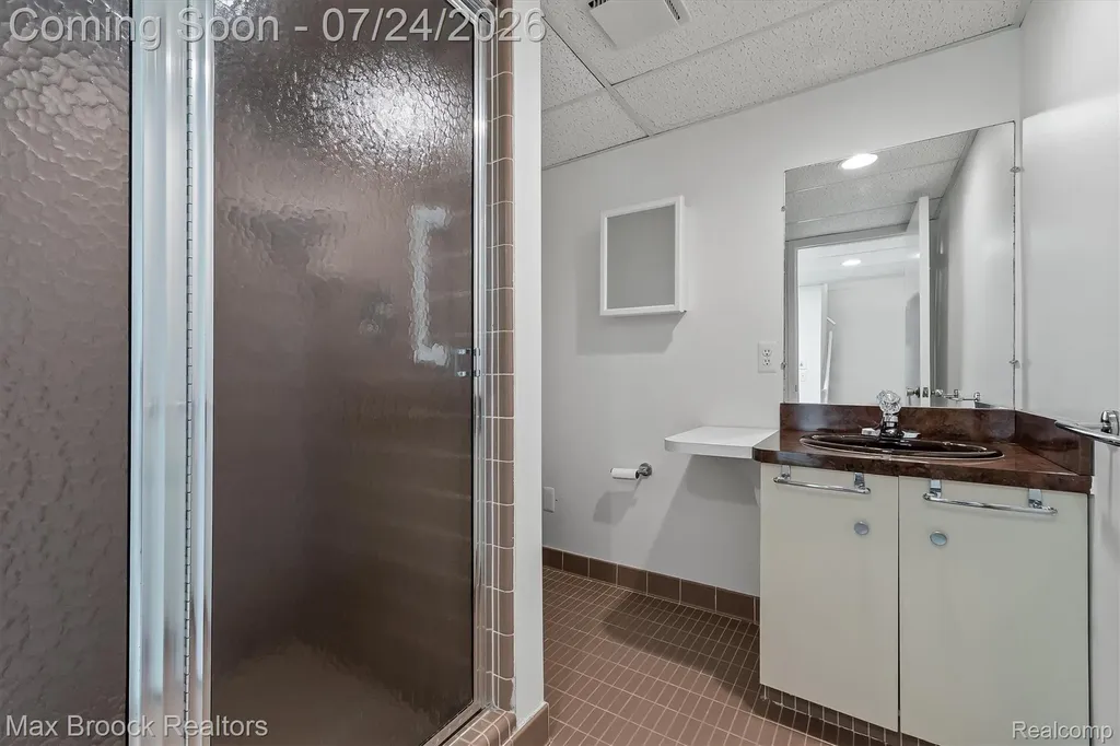 7002 Bridge Way West Bloomfield Charter Township MI 48322