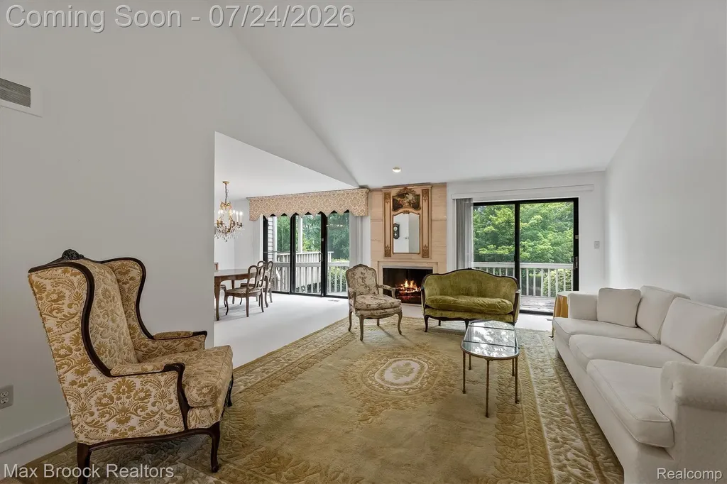 7002 Bridge Way West Bloomfield Charter Township MI 48322