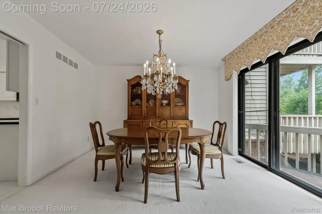 7002 Bridge Way West Bloomfield Charter Township MI 48322