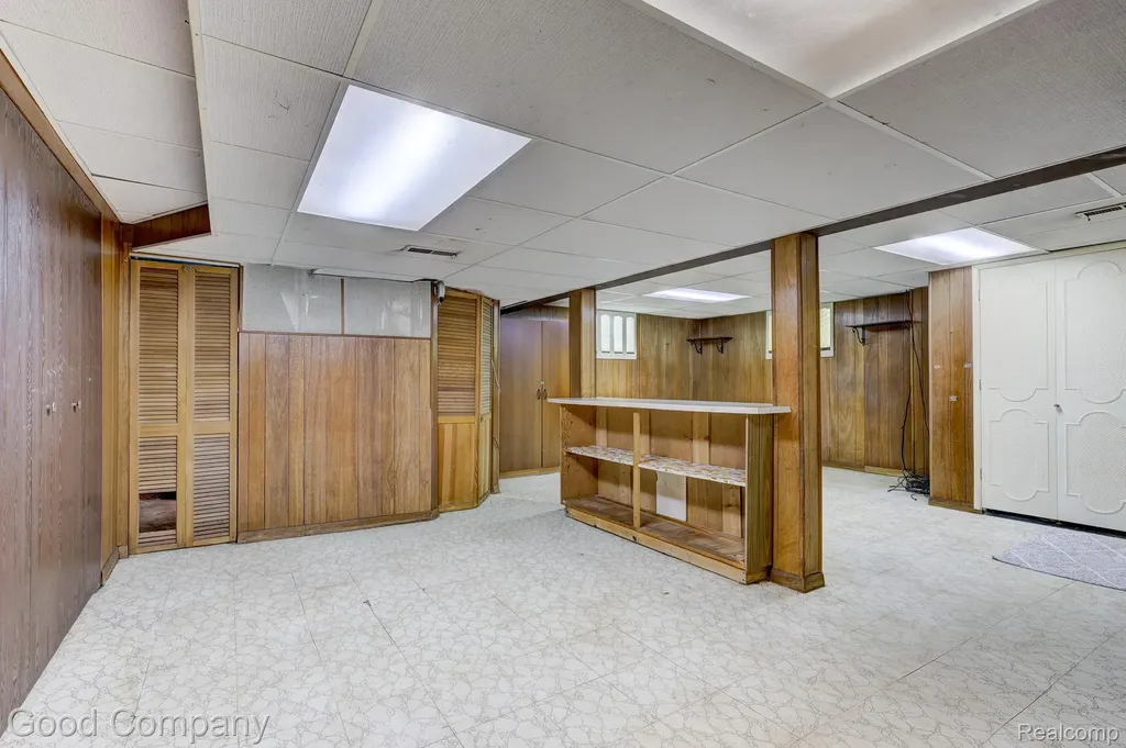 6464 Coleman Street Dearborn City MI 48126