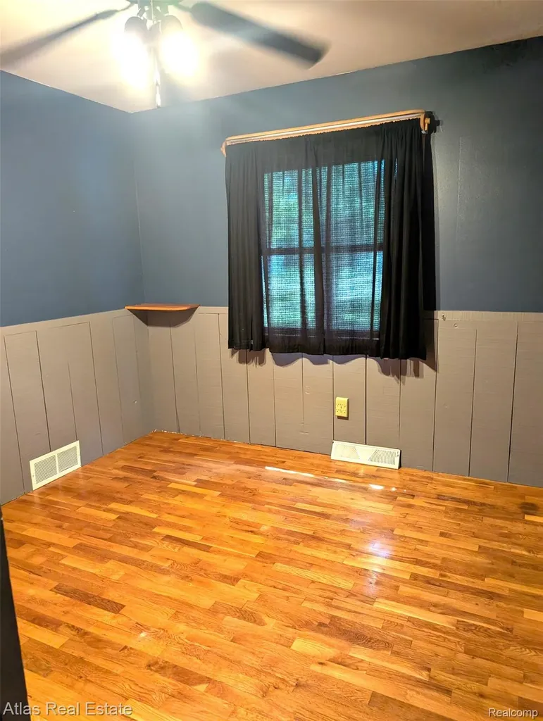 5449 Woodlawn Drive Genesee Charter Township MI 48506