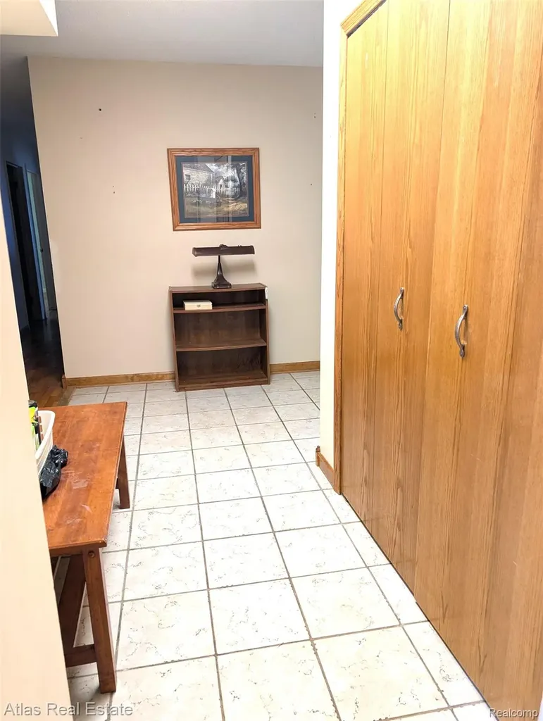 5449 Woodlawn Drive Genesee Charter Township MI 48506