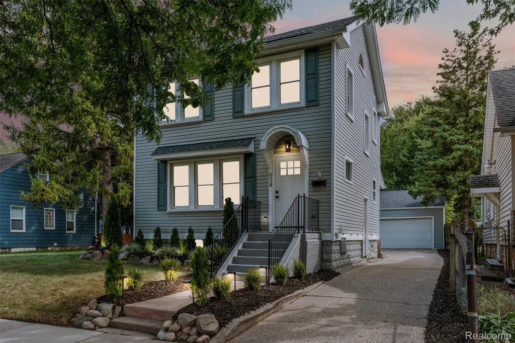 634 Channing Street Ferndale City MI 48220