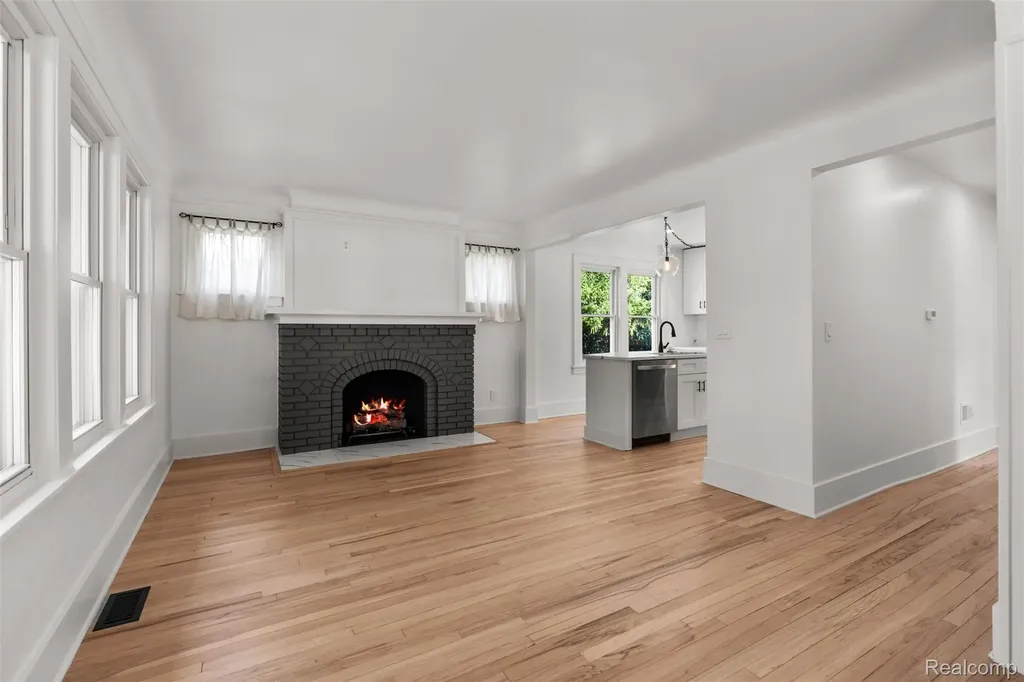 634 Channing Street Ferndale City MI 48220
