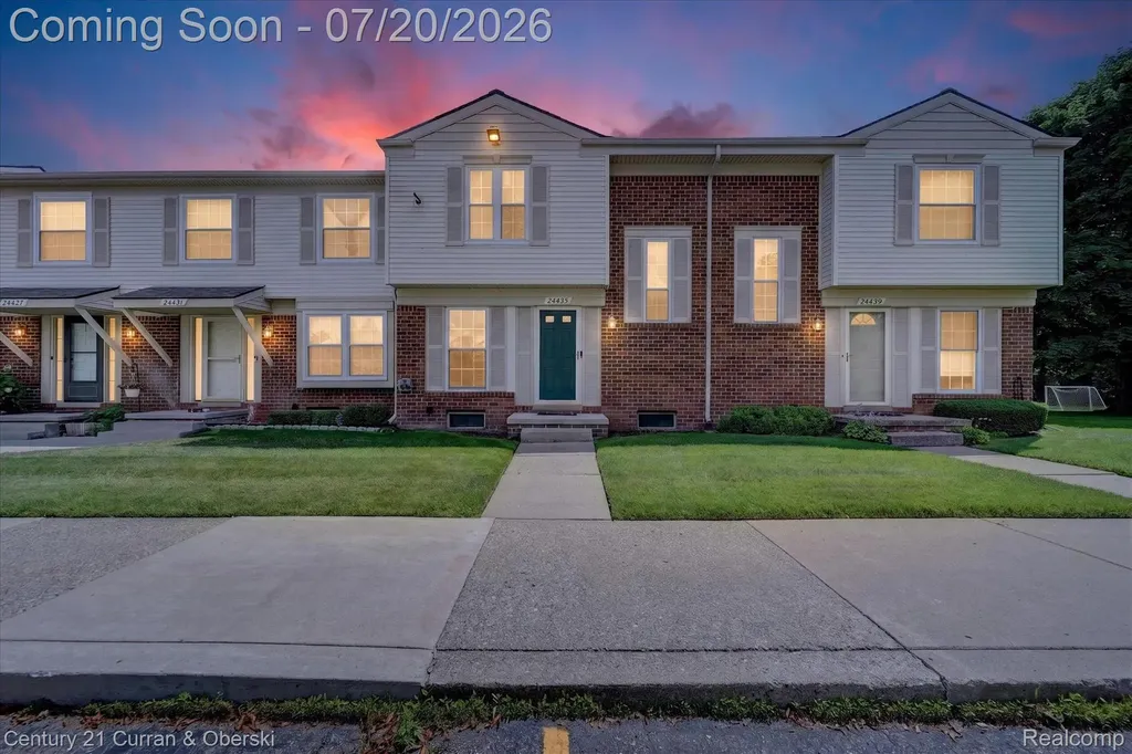 24435 Bashian Drive Novi City MI 48375