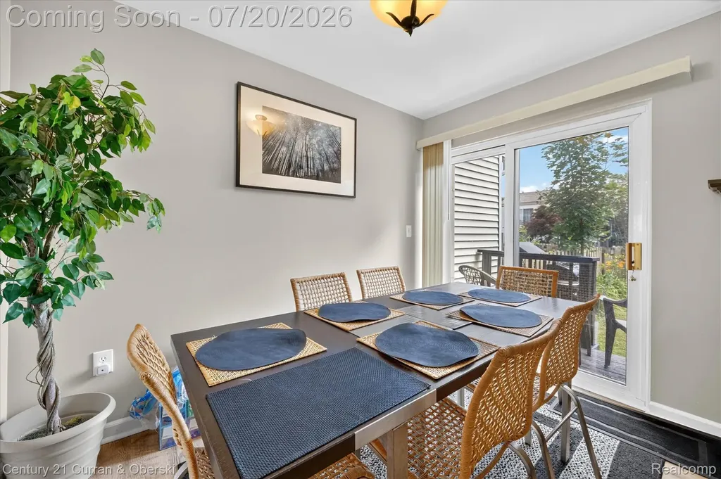 24435 Bashian Drive Novi City MI 48375