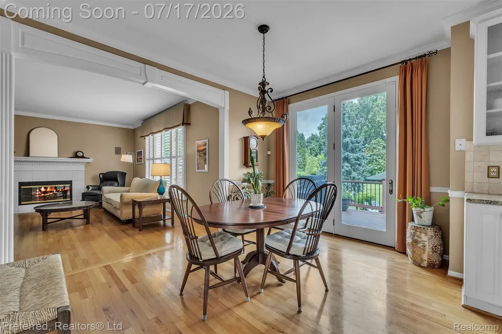 46564 Southview Lane Plymouth Charter Township MI 48170