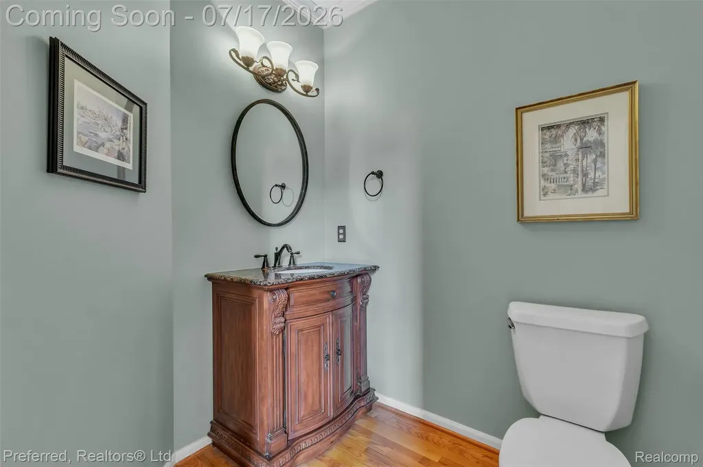 46564 Southview Lane Plymouth Charter Township MI 48170