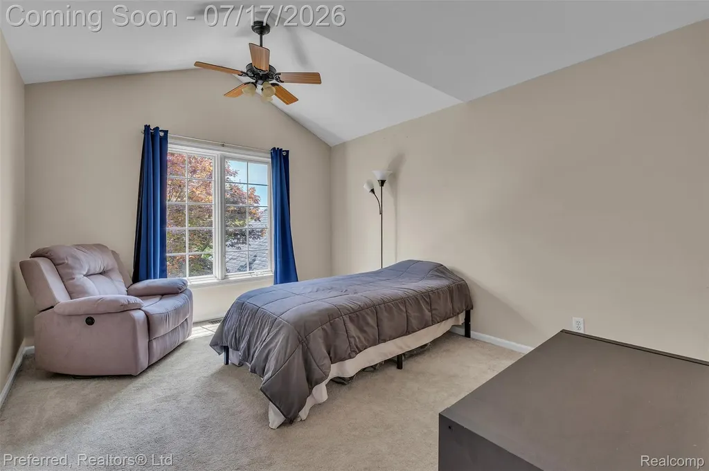 46564 Southview Lane Plymouth Charter Township MI 48170