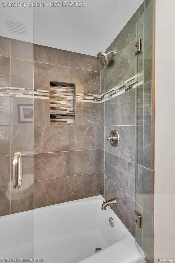 46564 Southview Lane Plymouth Charter Township MI 48170