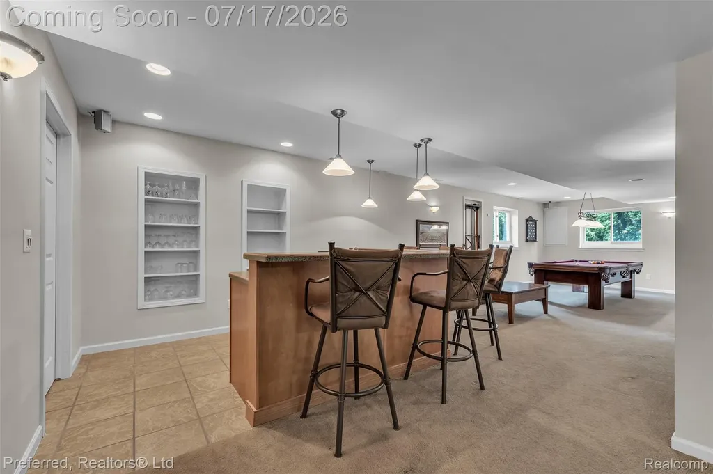 46564 Southview Lane Plymouth Charter Township MI 48170