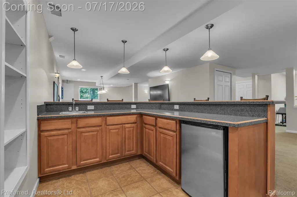 46564 Southview Lane Plymouth Charter Township MI 48170