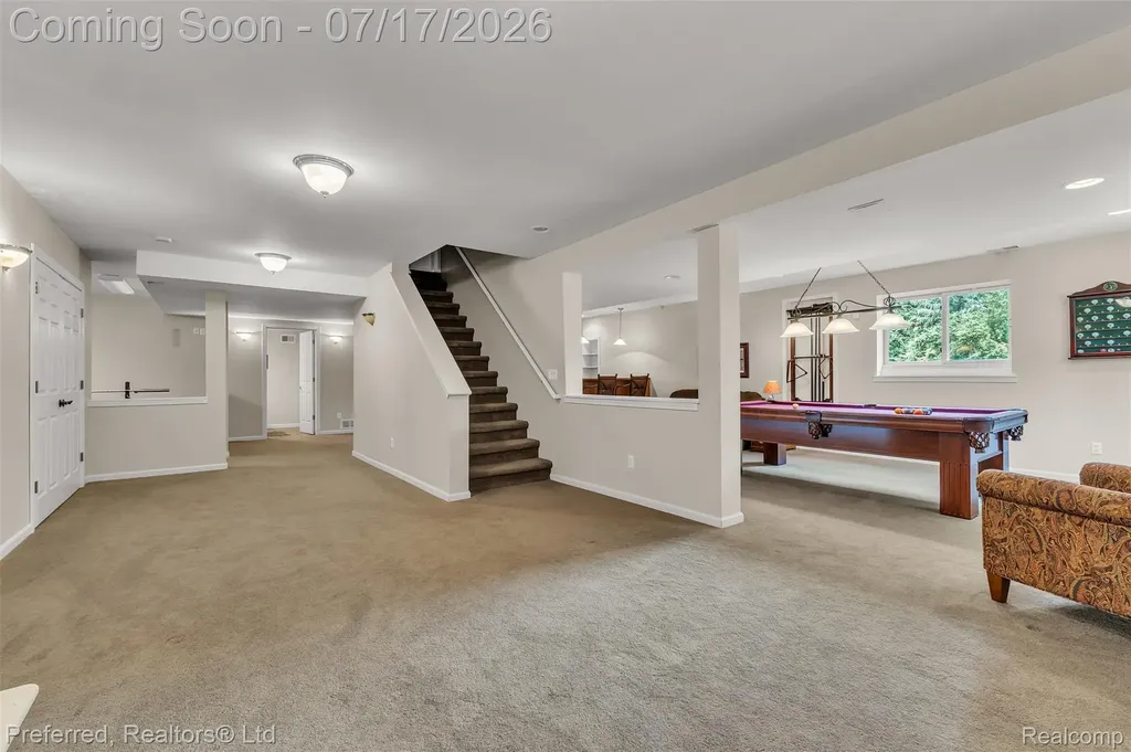 46564 Southview Lane Plymouth Charter Township MI 48170