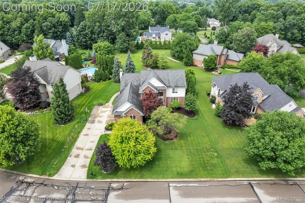 46564 Southview Lane Plymouth Charter Township MI 48170
