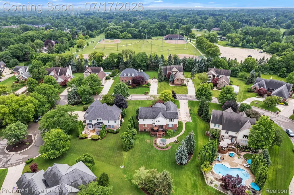 46564 Southview Lane Plymouth Charter Township MI 48170