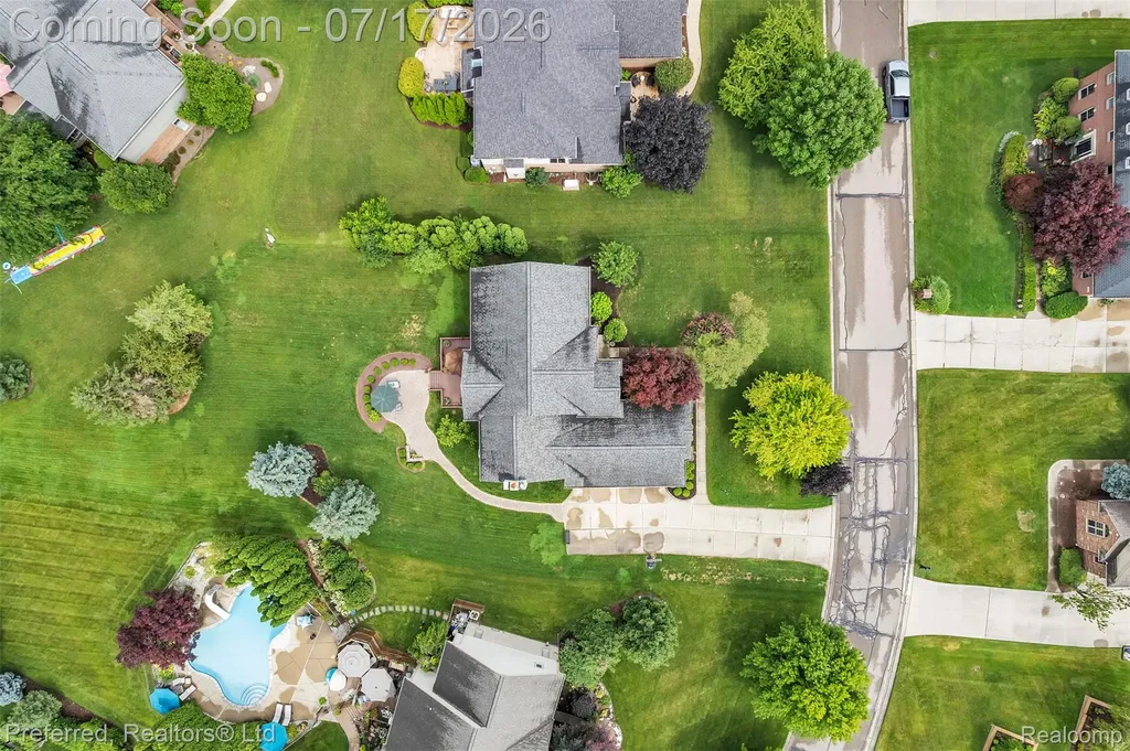 46564 Southview Lane Plymouth Charter Township MI 48170