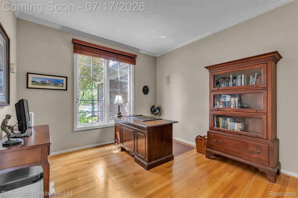 46564 Southview Lane Plymouth Charter Township MI 48170
