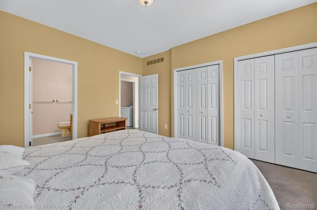 1398 Luxington Drive Lapeer City MI 48446