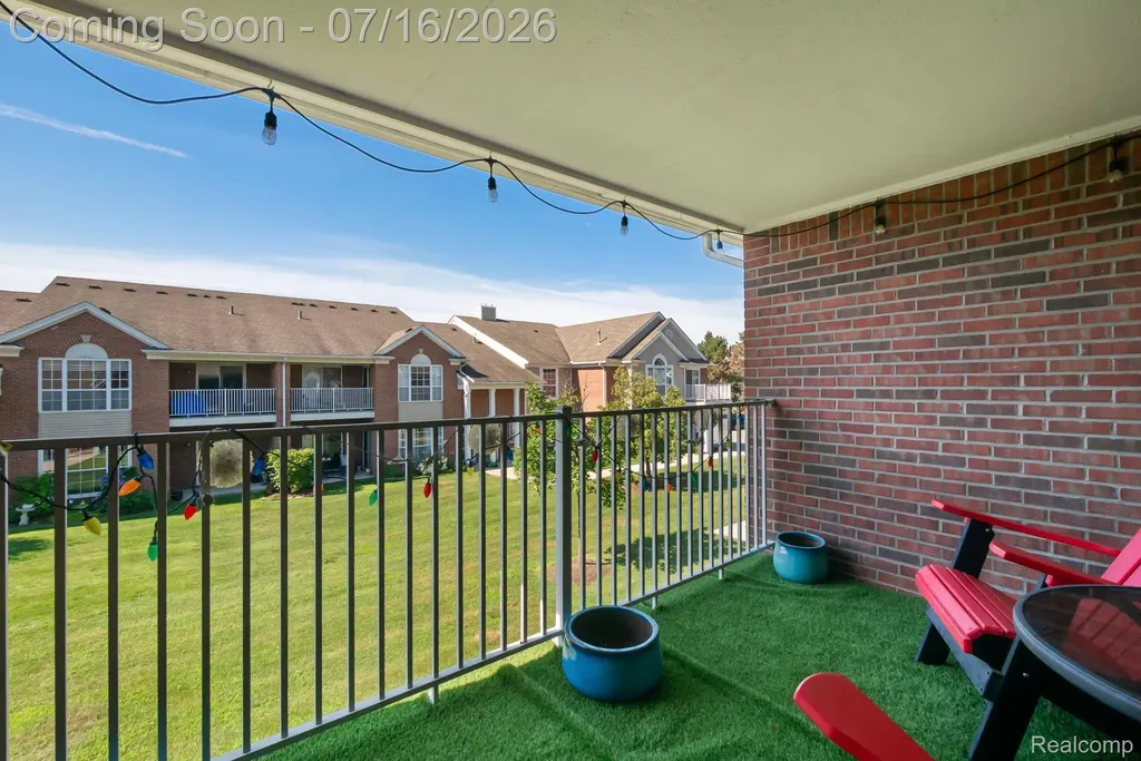 16524 Radison Drive Macomb Township MI 48044