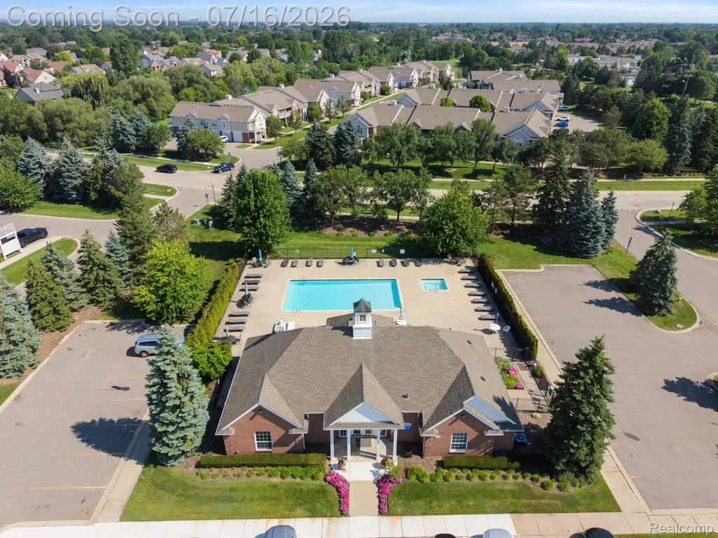 16524 Radison Drive Macomb Township MI 48044