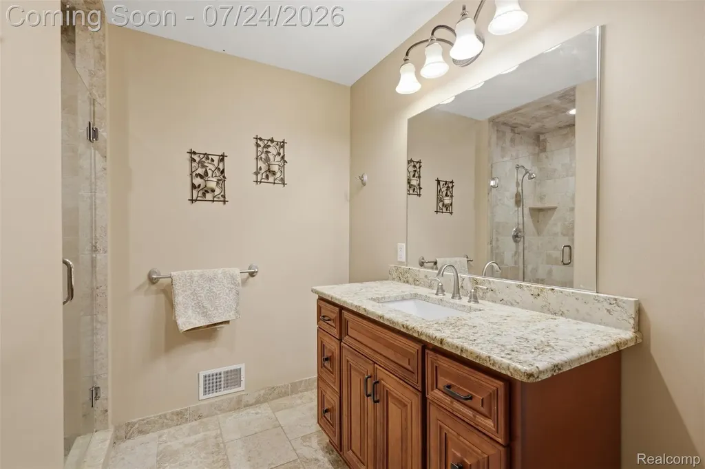 21201 29 Mile Road Ray Township MI 48096