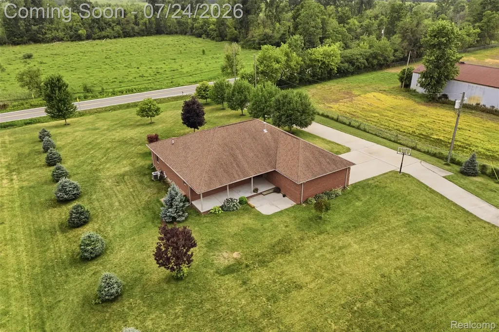 21201 29 Mile Road Ray Township MI 48096