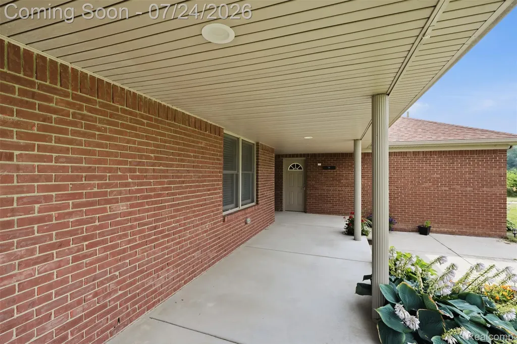 21201 29 Mile Road Ray Township MI 48096