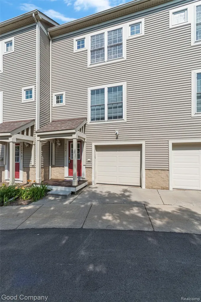 2154 Pennsylvania Lane Ann Arbor City MI 48103