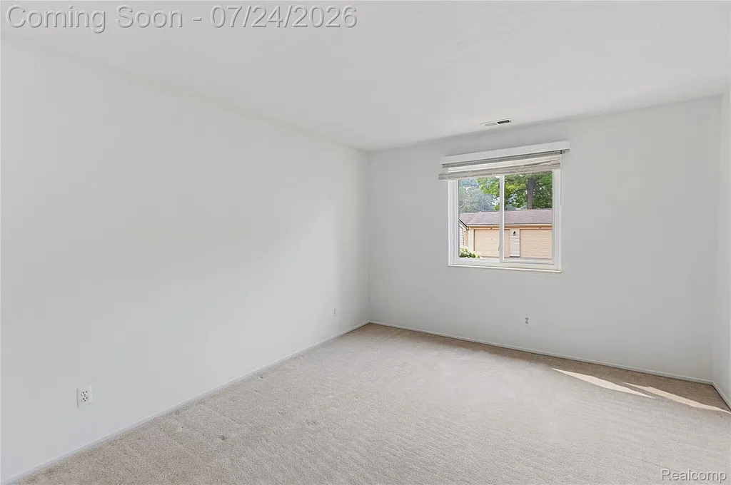 4892 Ashley Lane Waterford Charter Township MI 48329