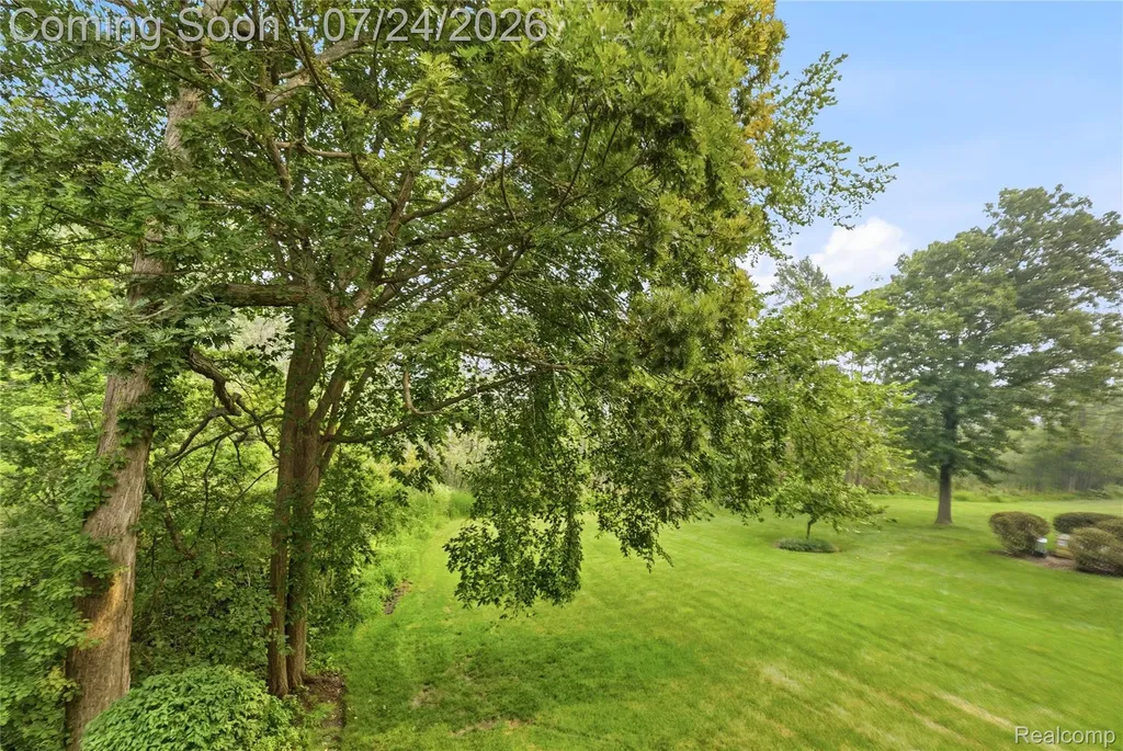 4892 Ashley Lane Waterford Charter Township MI 48329