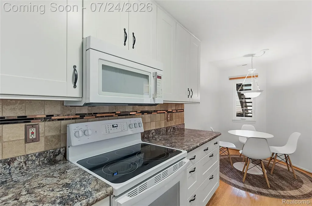 4892 Ashley Lane Waterford Charter Township MI 48329