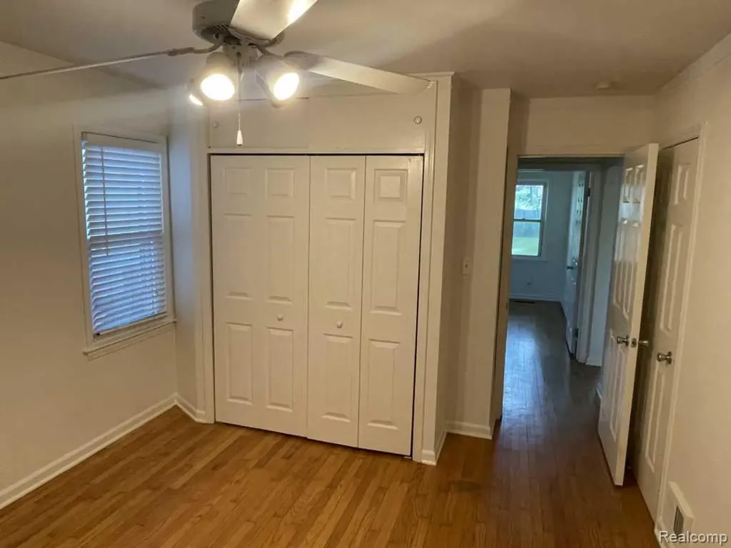 21607 Madison Street St. Clair Shores City MI 48081
