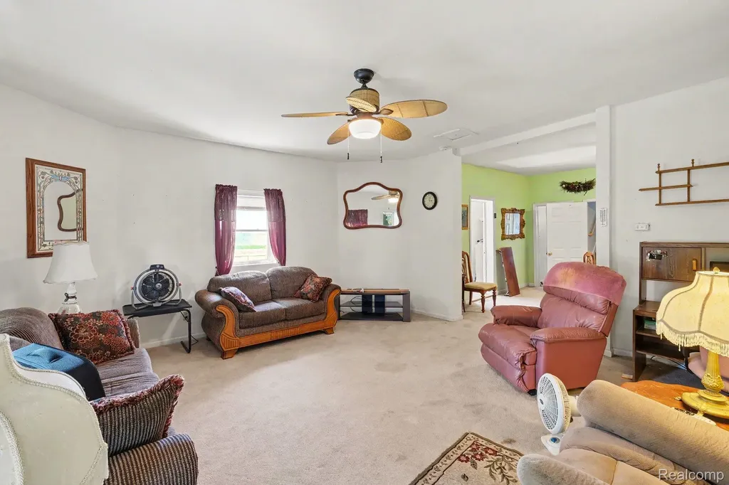 7815 E M 21 Venice Township MI 48817