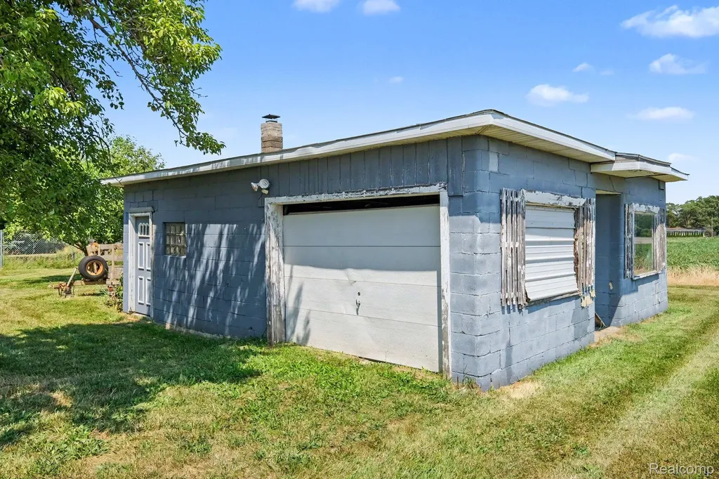 7815 E M 21 Venice Township MI 48817