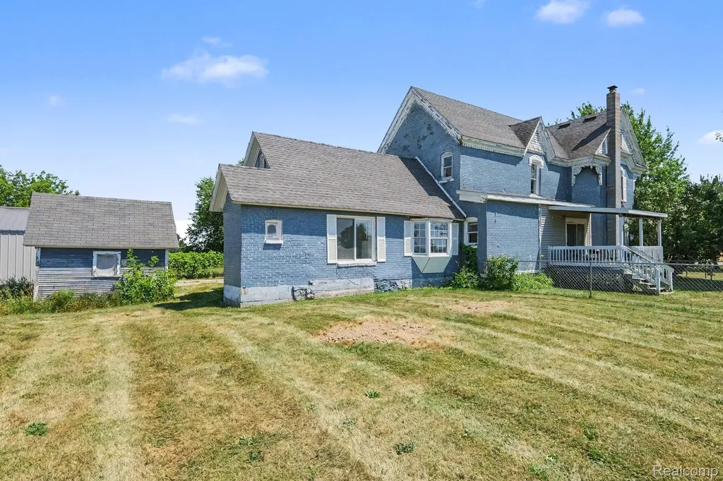 7815 E M 21 Venice Township MI 48817