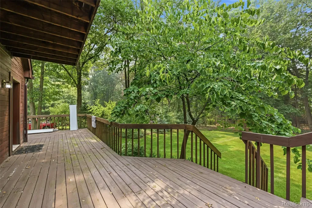 4422 Argenta Drive Genoa Township MI 48116