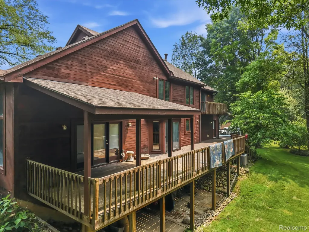 4422 Argenta Drive Genoa Township MI 48116