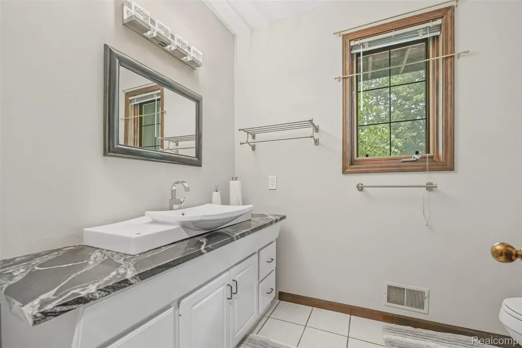 4422 Argenta Drive Genoa Township MI 48116