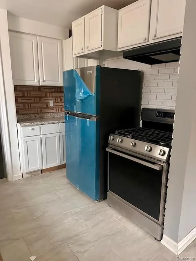 16224 Lamphere Street Detroit City MI 48219