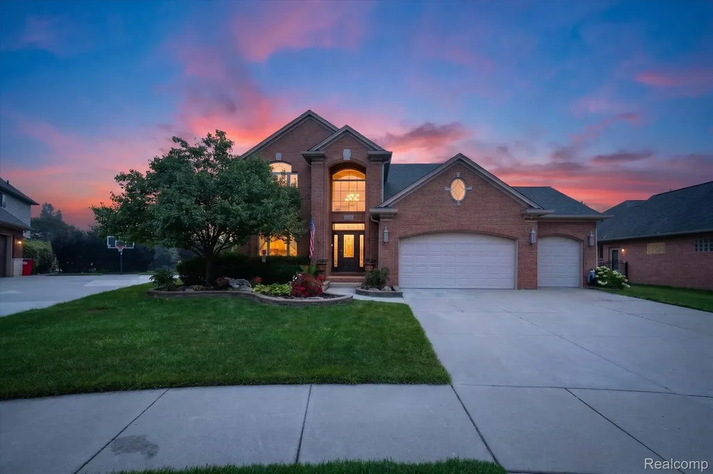 50414 Greycoat Lane Macomb Township MI 48044