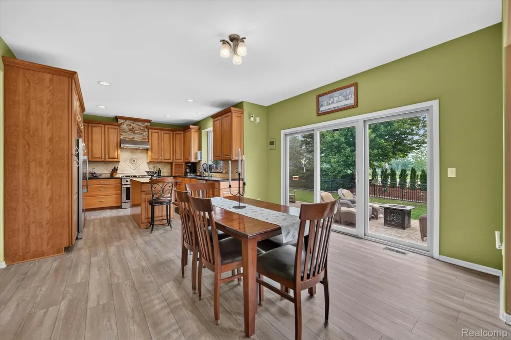 50414 Greycoat Lane Macomb Township MI 48044